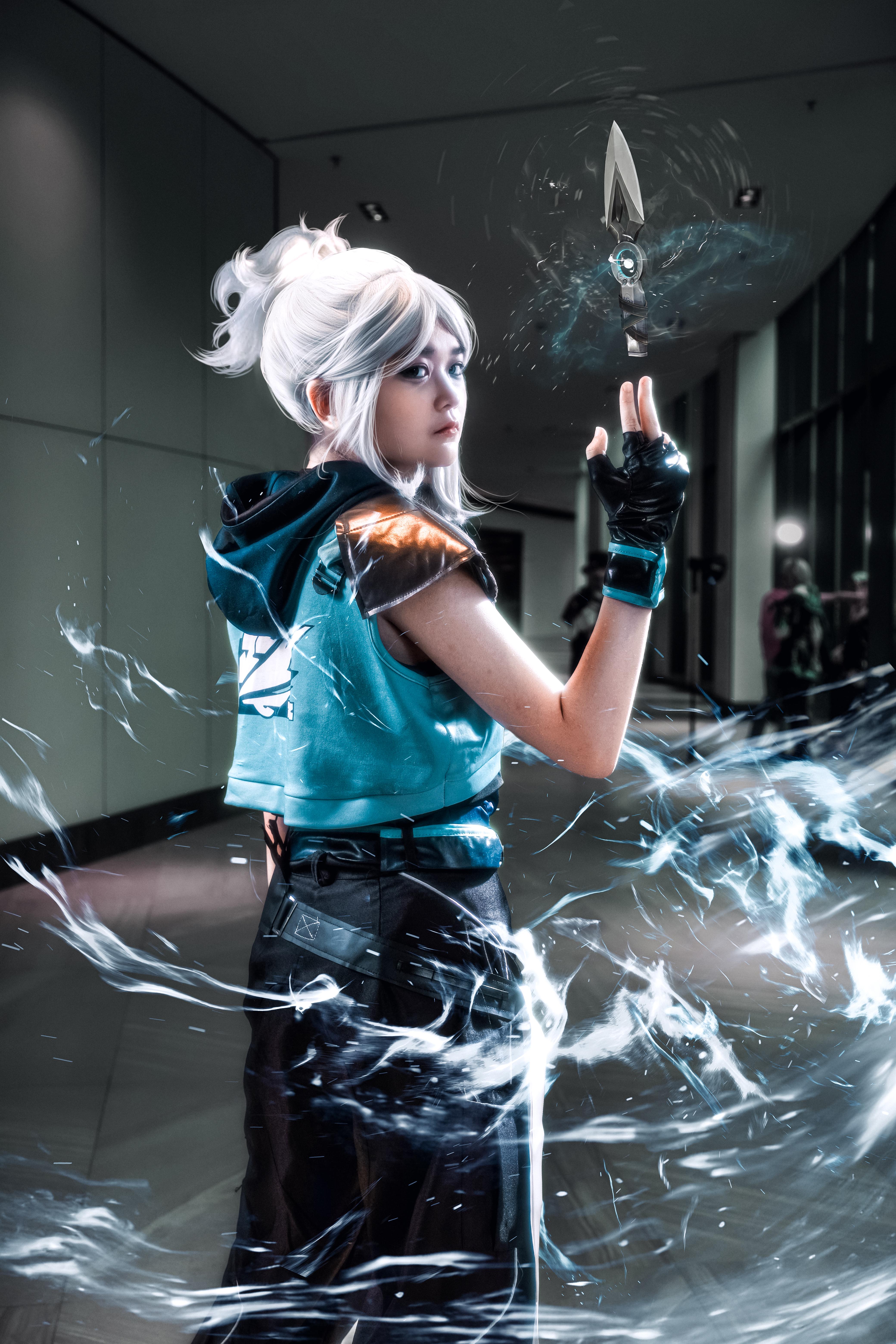 valorant jett cosplay