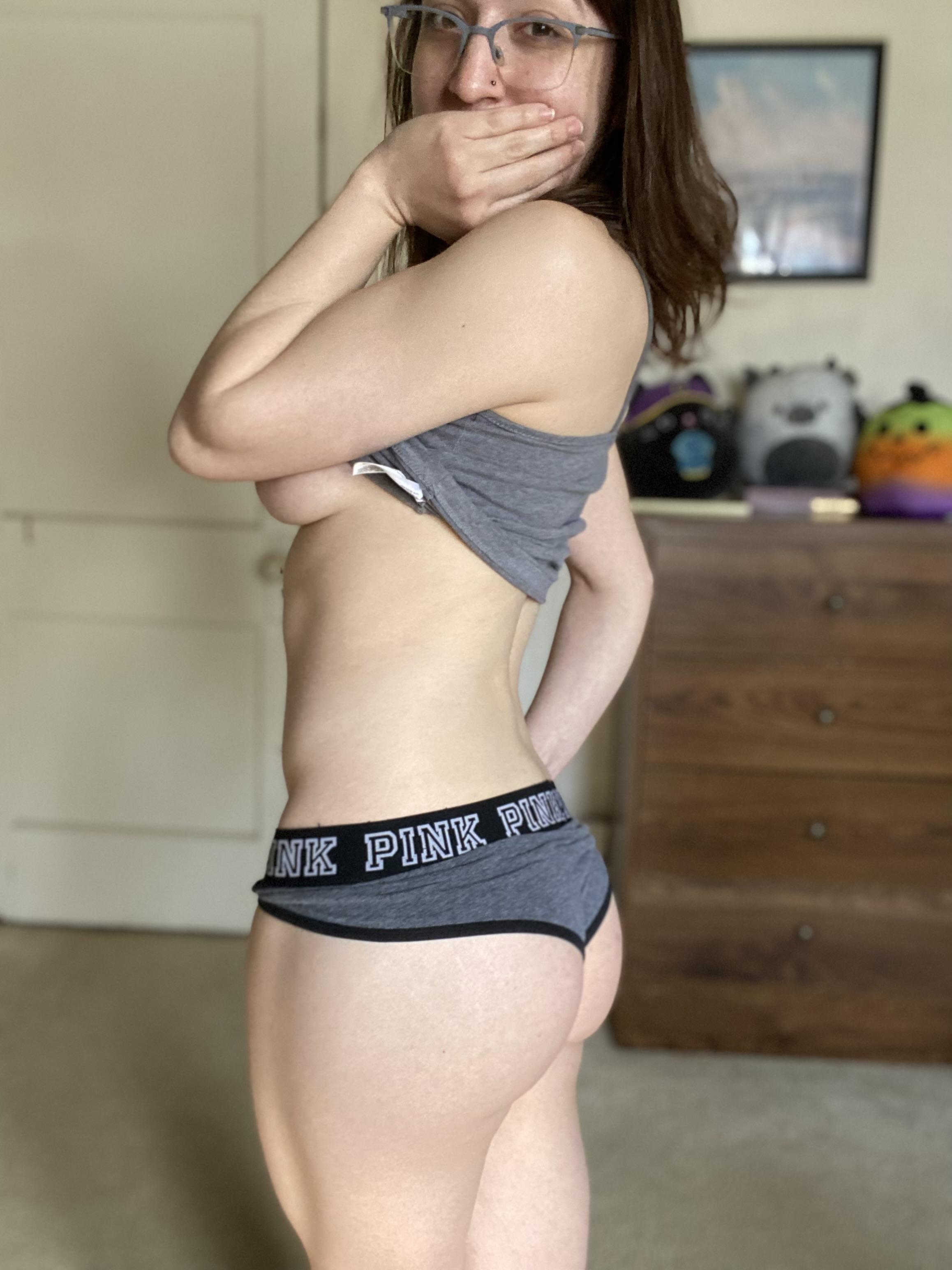 Girlonthefence_96