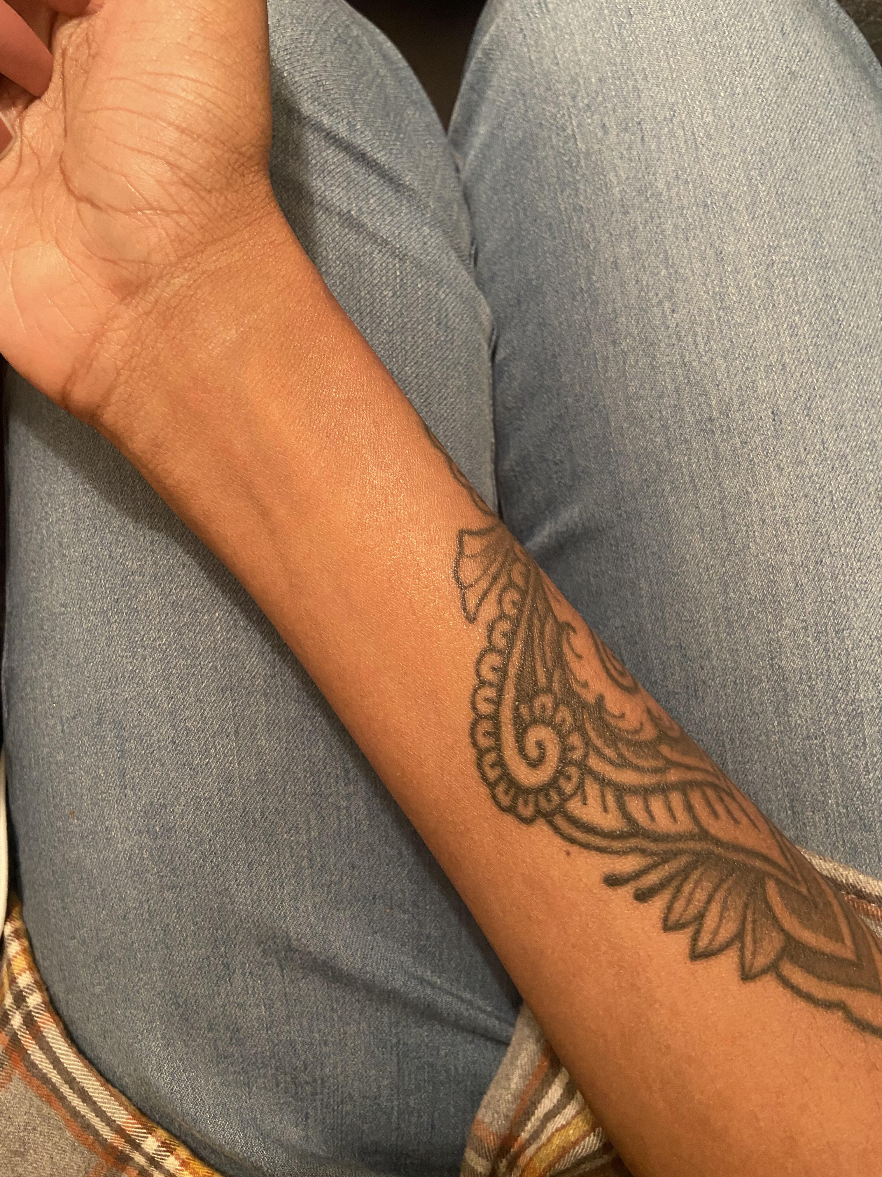 Dotwork Mandala (Fresh Dec 5 2019 Vs Healed Nov 19 2021) : R/Agedtattoos 4032_x_3024_jpg