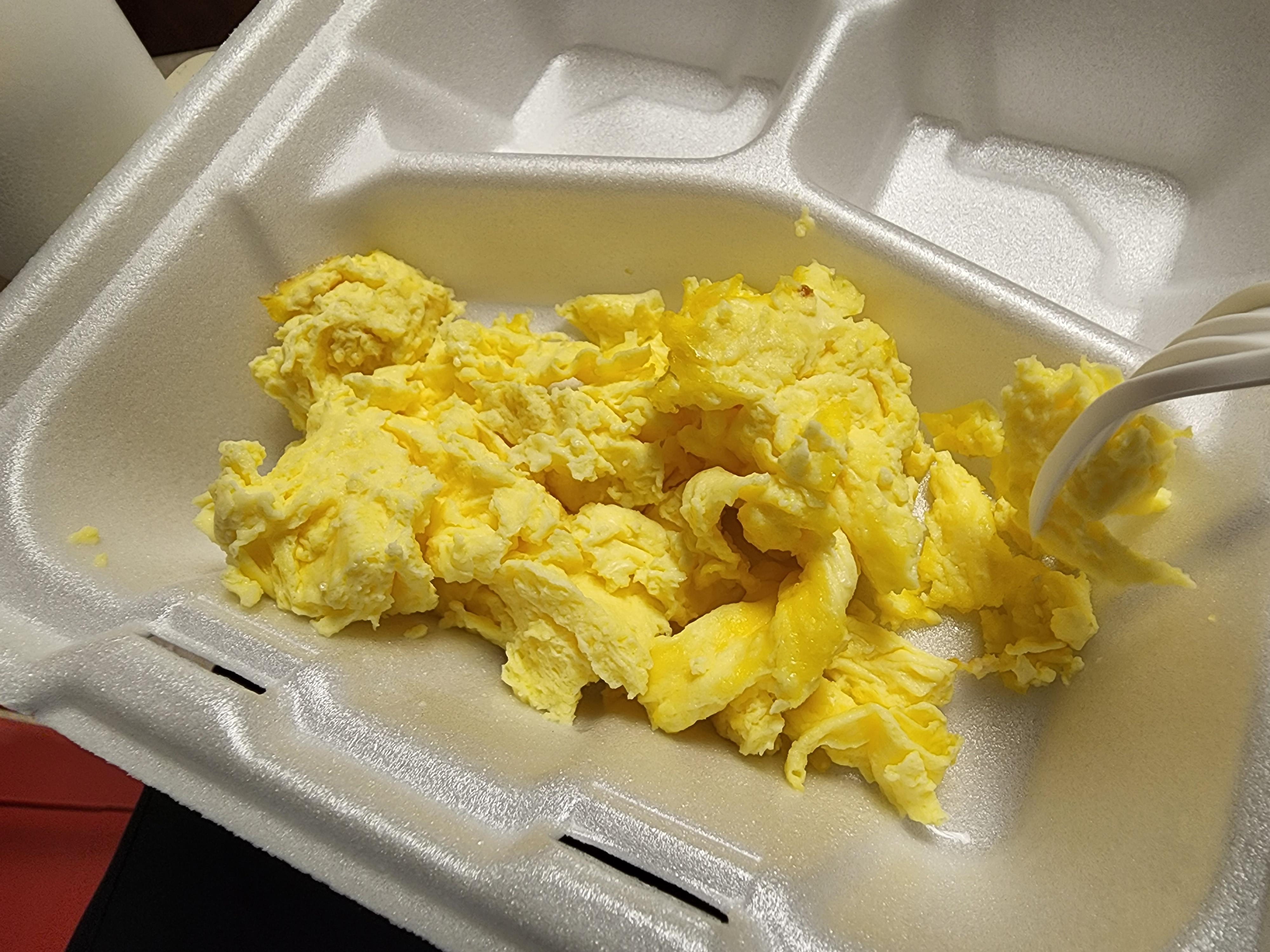 Buffet scrambled eggs