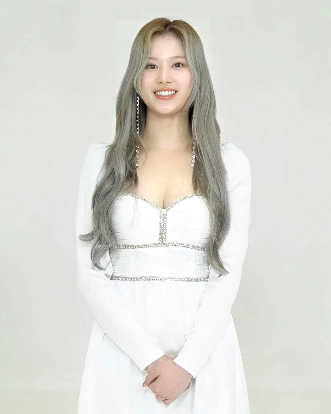 Sana cleavage