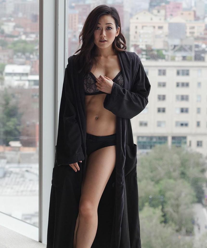 Karen Fukuhara : rCelebrityBelly