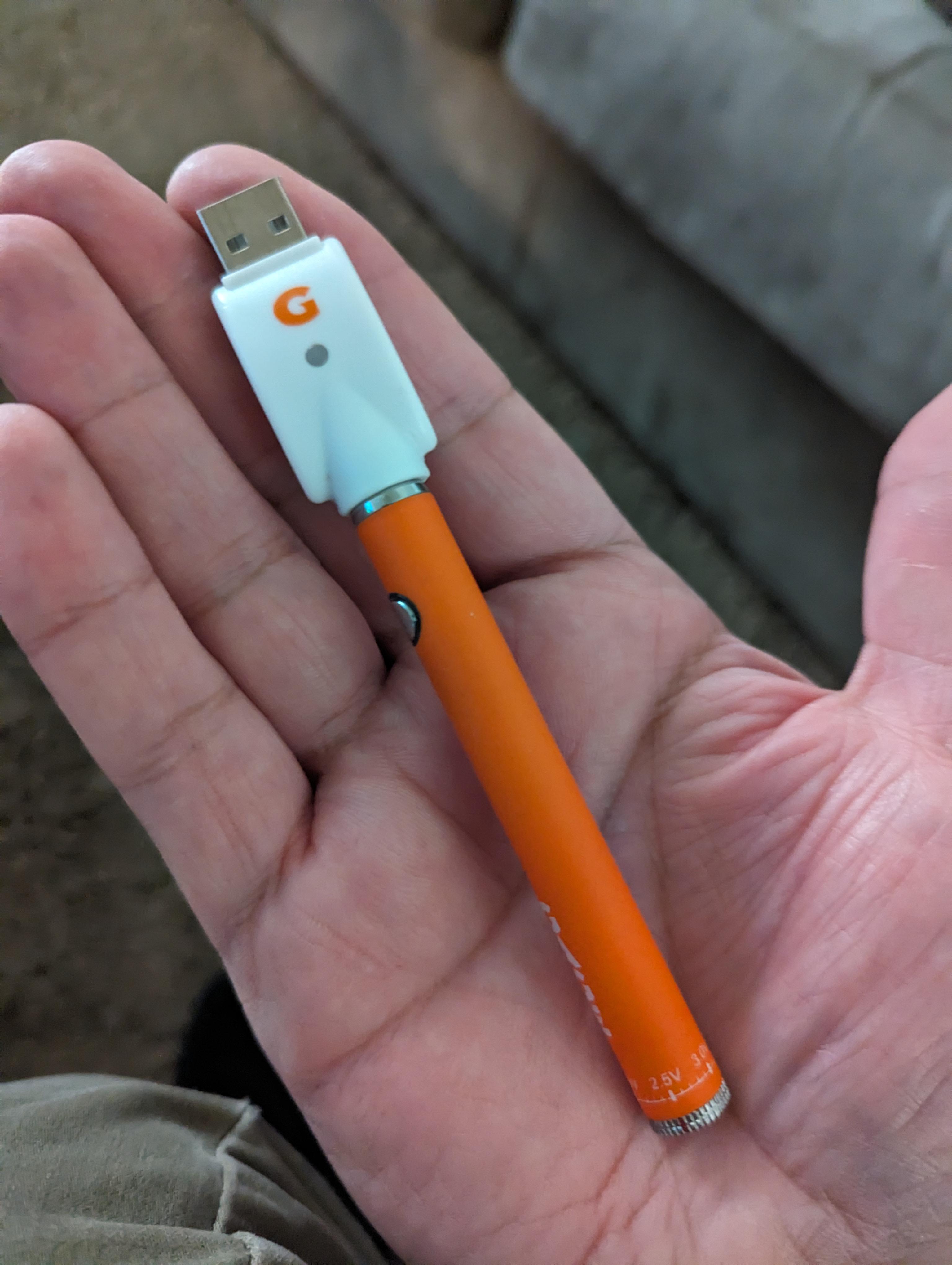 How to charge a weed pen