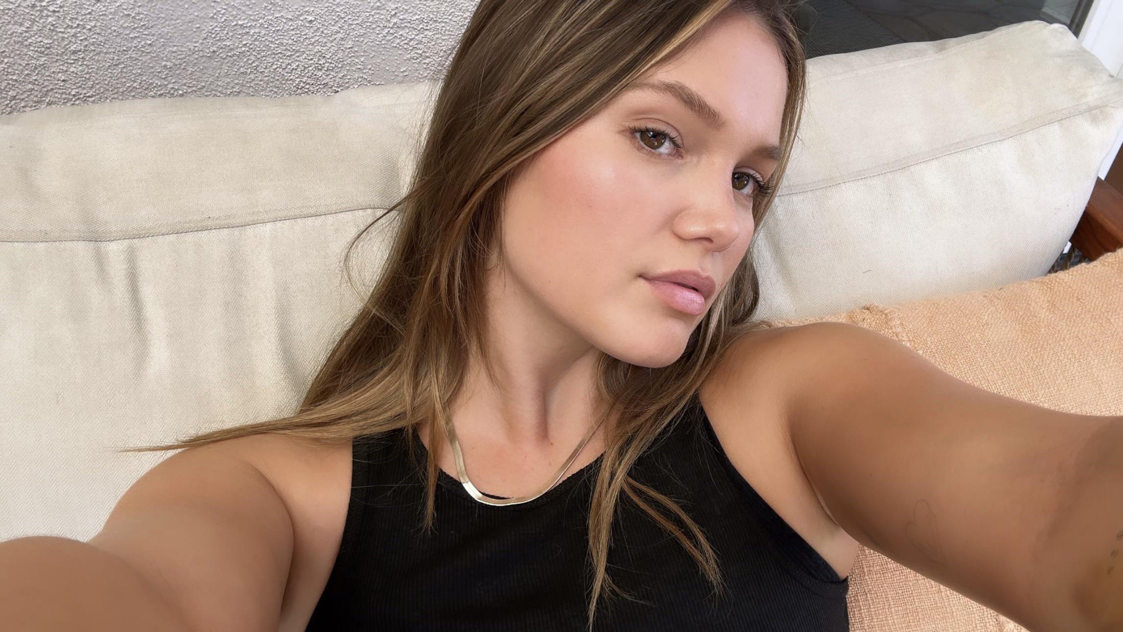 Olivia Holt : rCelebrityShorties Porn olivia holt