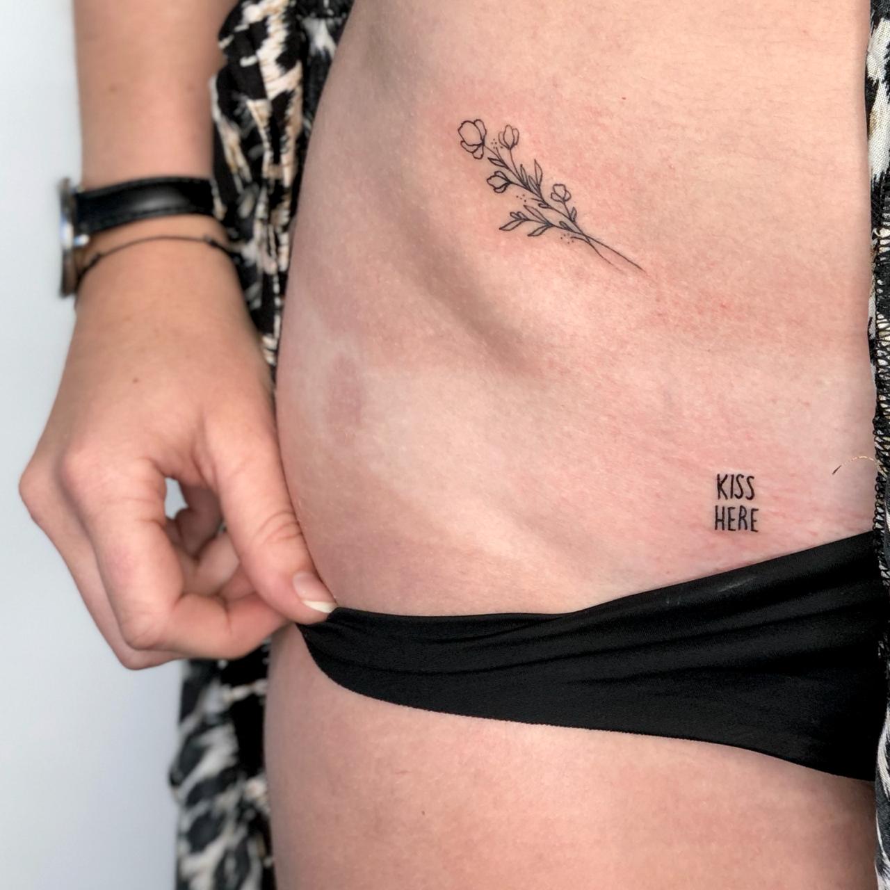 Kiss Here Tattoo By Charlie Rose Tattoo Canggu Bali: U_Charlitattoobali 1280_x_1280_jpg