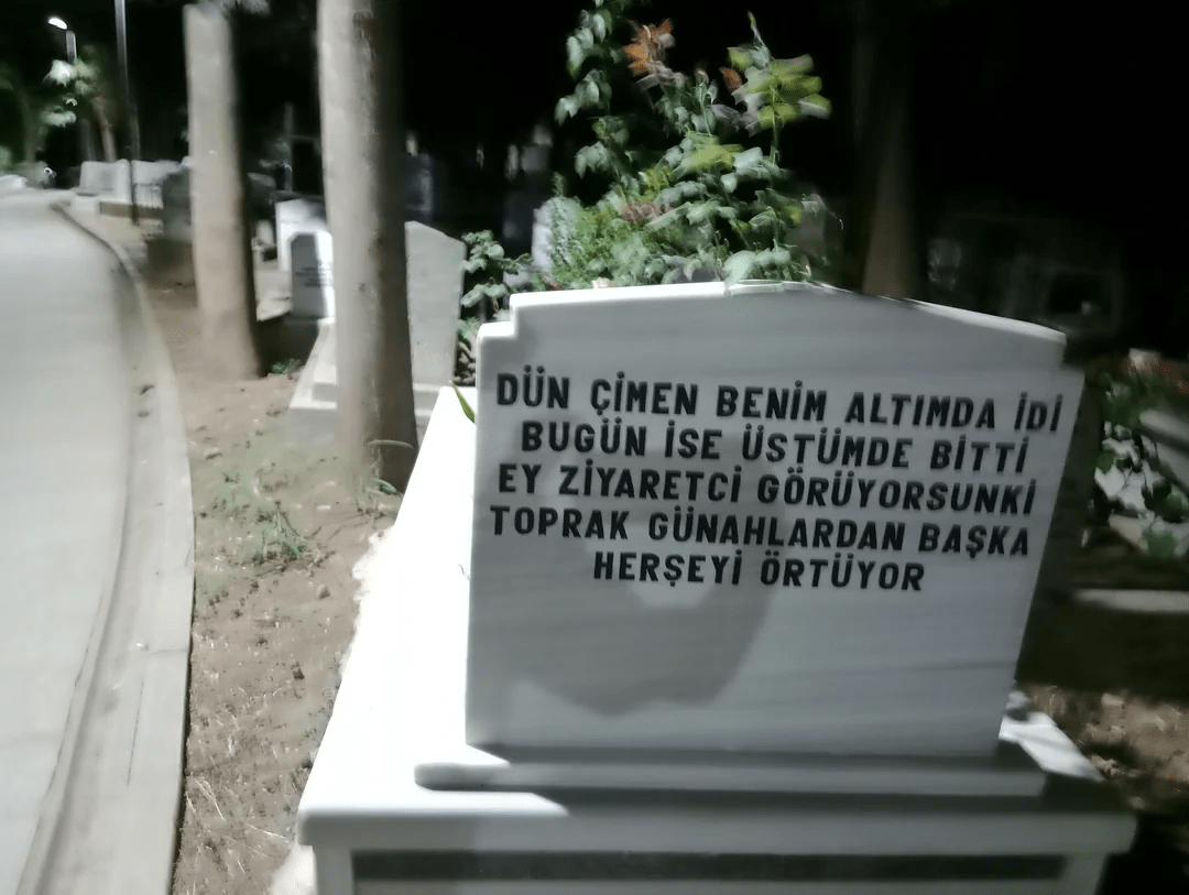 Olursem kabrime gelmek istemem indir