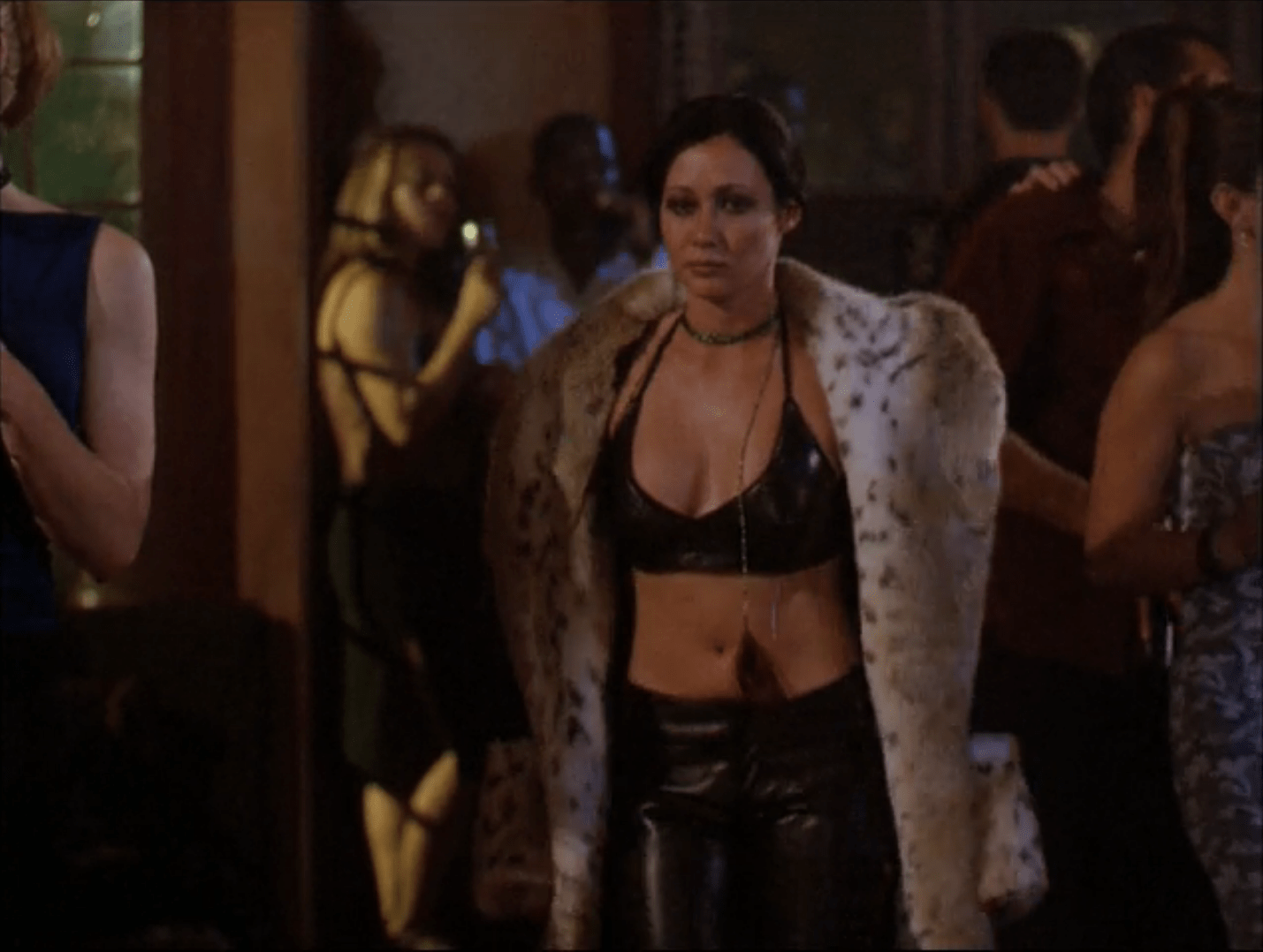 Can We Really Blame S5 For Starting the Oversexualization of Women?  Guess Thats Why S2 Felt Like a Never-Ending Summer... : rcharmed