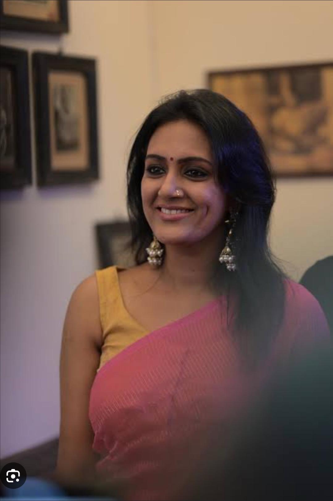 saranya ponvannan sex photos