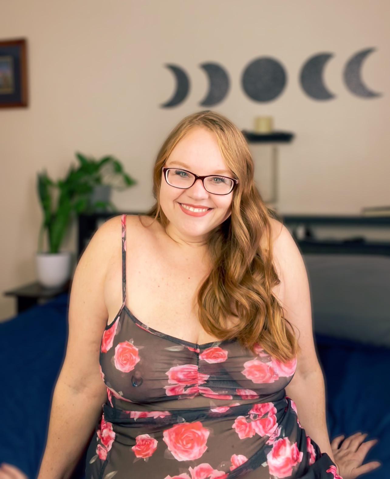 Emmber the Redhead (uEmmberRosalyn) - Reddit