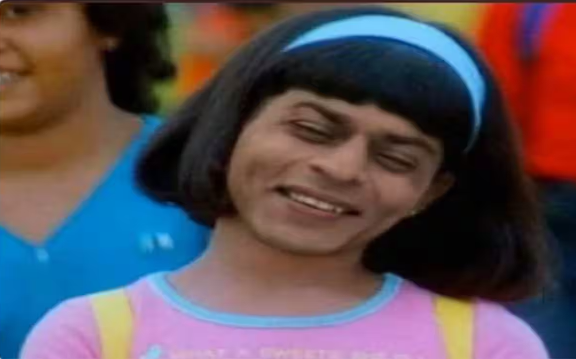 Khushi kapoor looks like anne hathaway