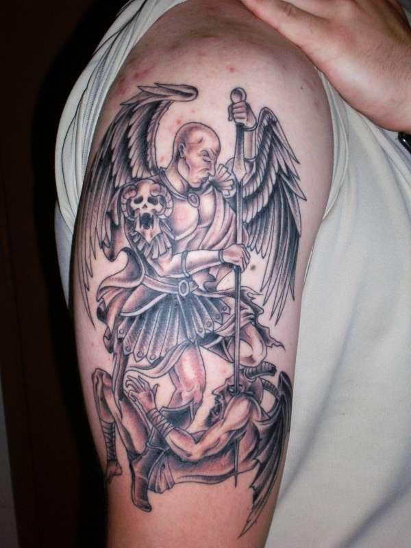 20+ Great Devil And Angel Tattoo Designs – Entertainmentmesh 800_x_600_jpg