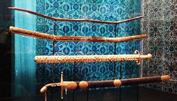 Senjata-senjata Yang Dimiliki Rasulullah, Apa Saja? - Islampos