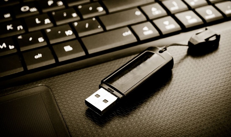 Cara Mengunci Flashdisk dengan Password Tanpa Aplikasi (100% Work)