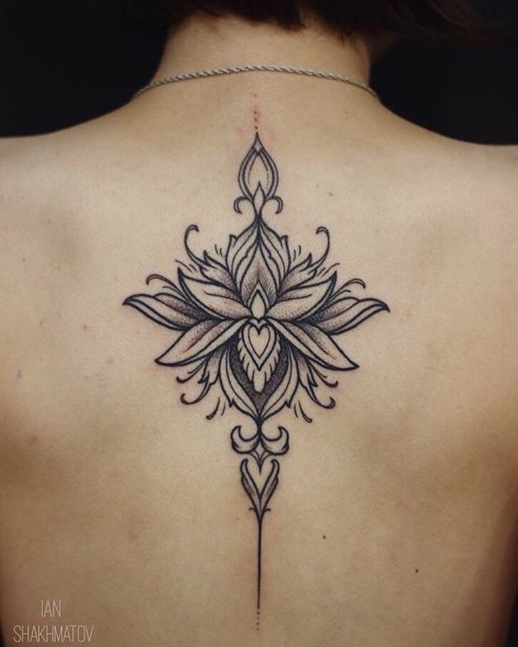 Wat Betekent De Unalome Lotus Tattoo? (+ 20 Prachtige Voorbeelden) - One Hand In My Pocket 907_x_726_jpg