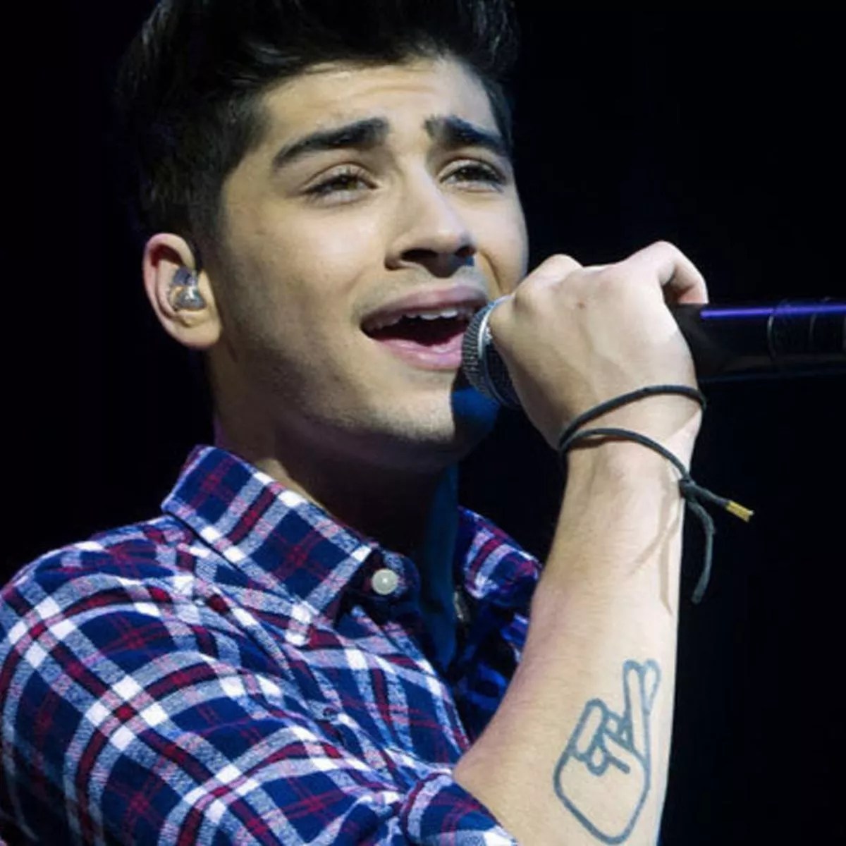 One Direction's Zayn Malik Cues For Tattoos - Daily Star 1200_x_1200_jpg