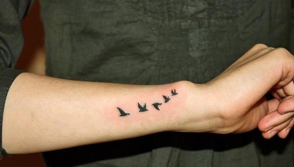 Tatuaggio: Un Simbolo Di Libertà O Una Reliquia Dell'antichità. Tatuaggio Statua Della Libertà Tatuaggio Che Significa Libertà 341_x_600_jpg