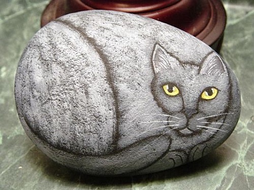 как нарисовать кота на камне
