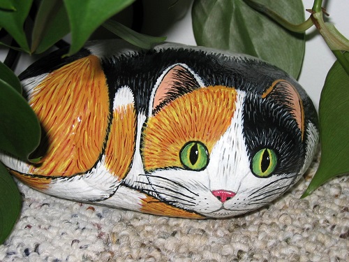 как нарисовать кота на камне