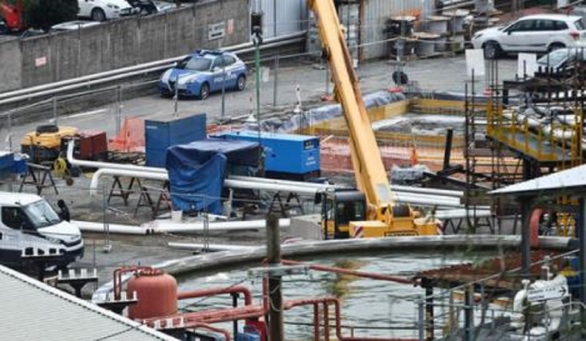 Incidente Sul Lavoro A Taranto, Operaio Precipita Da Una Gru E Muore: Aveva 51 Anni • Tristemondo.it 440_x_758_jpg