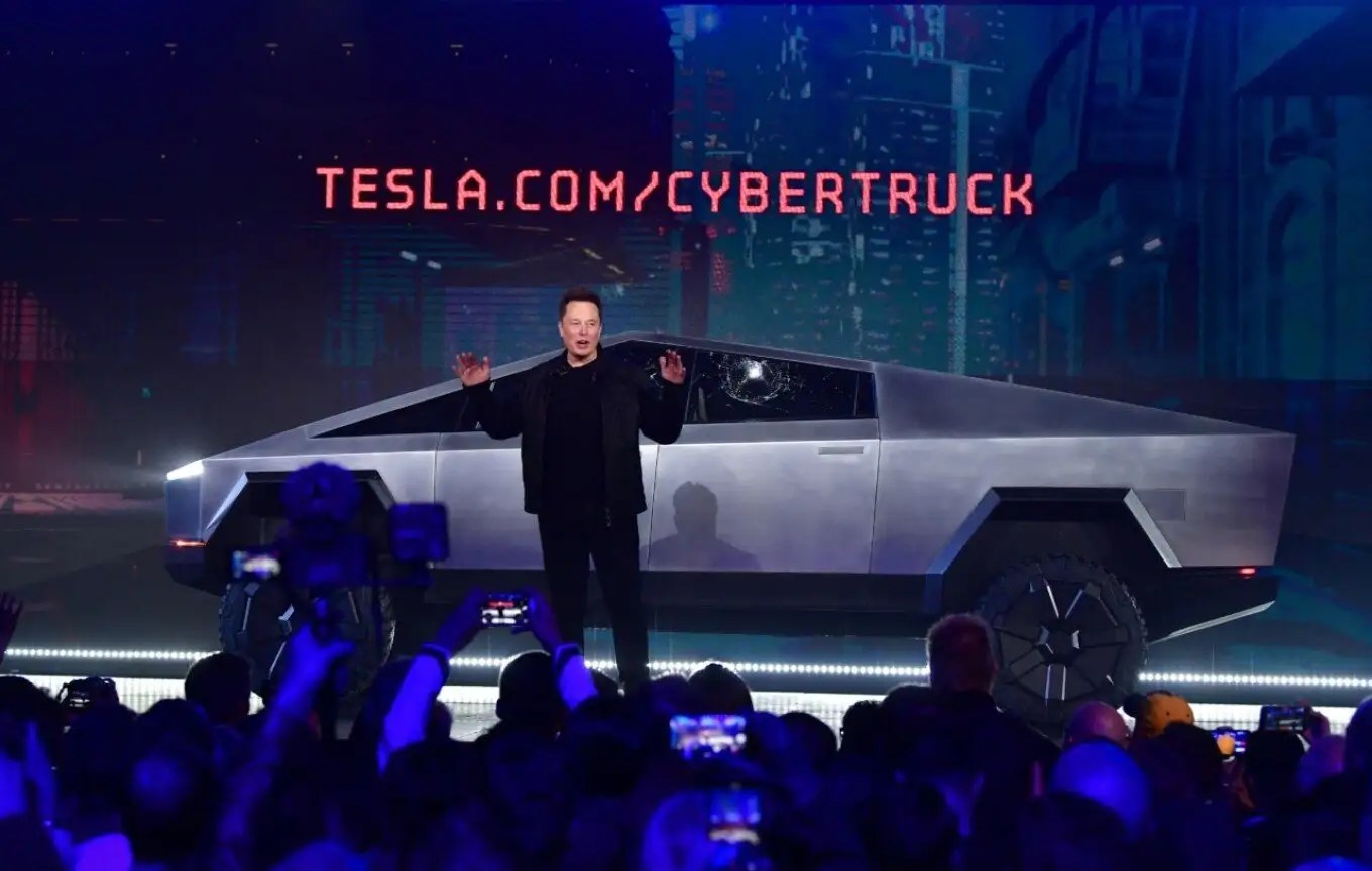 Elon Musk rrit aksionet e Teslës me një blerje të re prej 2 milionë aksionesh