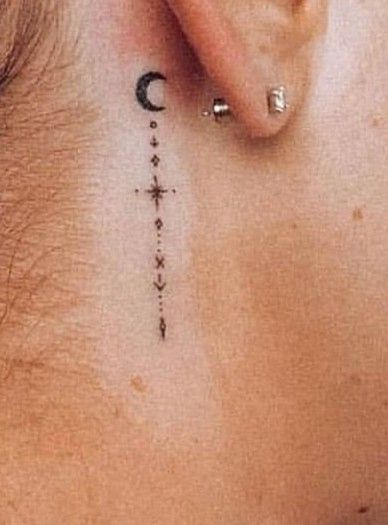 15 Behind The Ear Tattoo Ideas : Tiny Moon - Idea Wallpapers , Iphone Wallpapers,Color Schemes 525_x_388_jpg