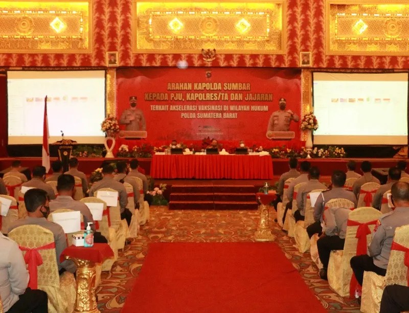 Upaya Percepatan Vaksinasi, Kapolda Kumpulkan Pejabat Utama dan Kasatwil di  Jajaran Polda Sumbar - kabarminang.id