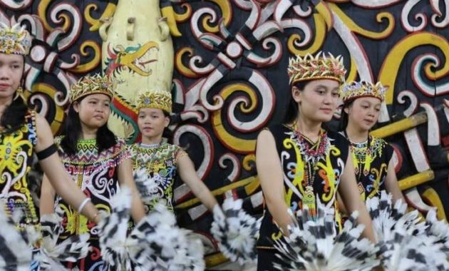 Sejarah Dan Asal-Usul Suku Dayak Di Kalimantan – Ilmu Pengetahuan Dasar