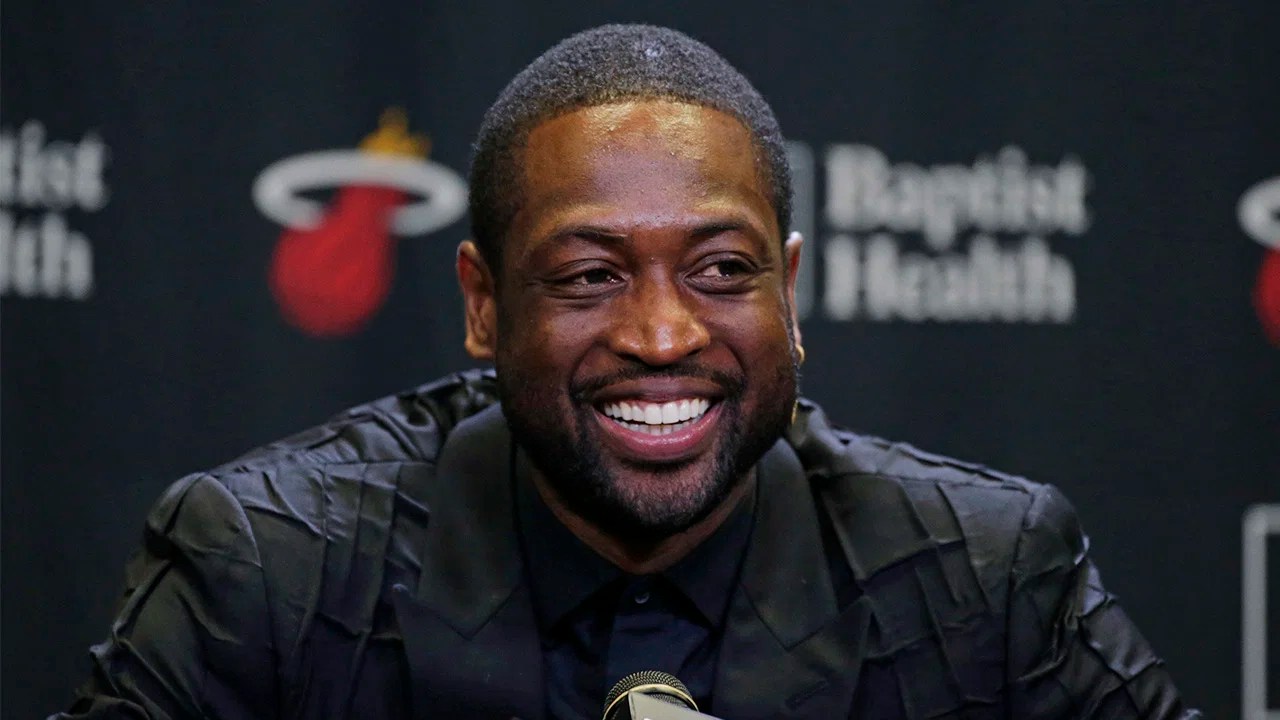 George Tech Retires No. 4: Dwyane Wade and Isiah Thomas Rush to Celebrate Dennis Scott on Ceremonial Feat