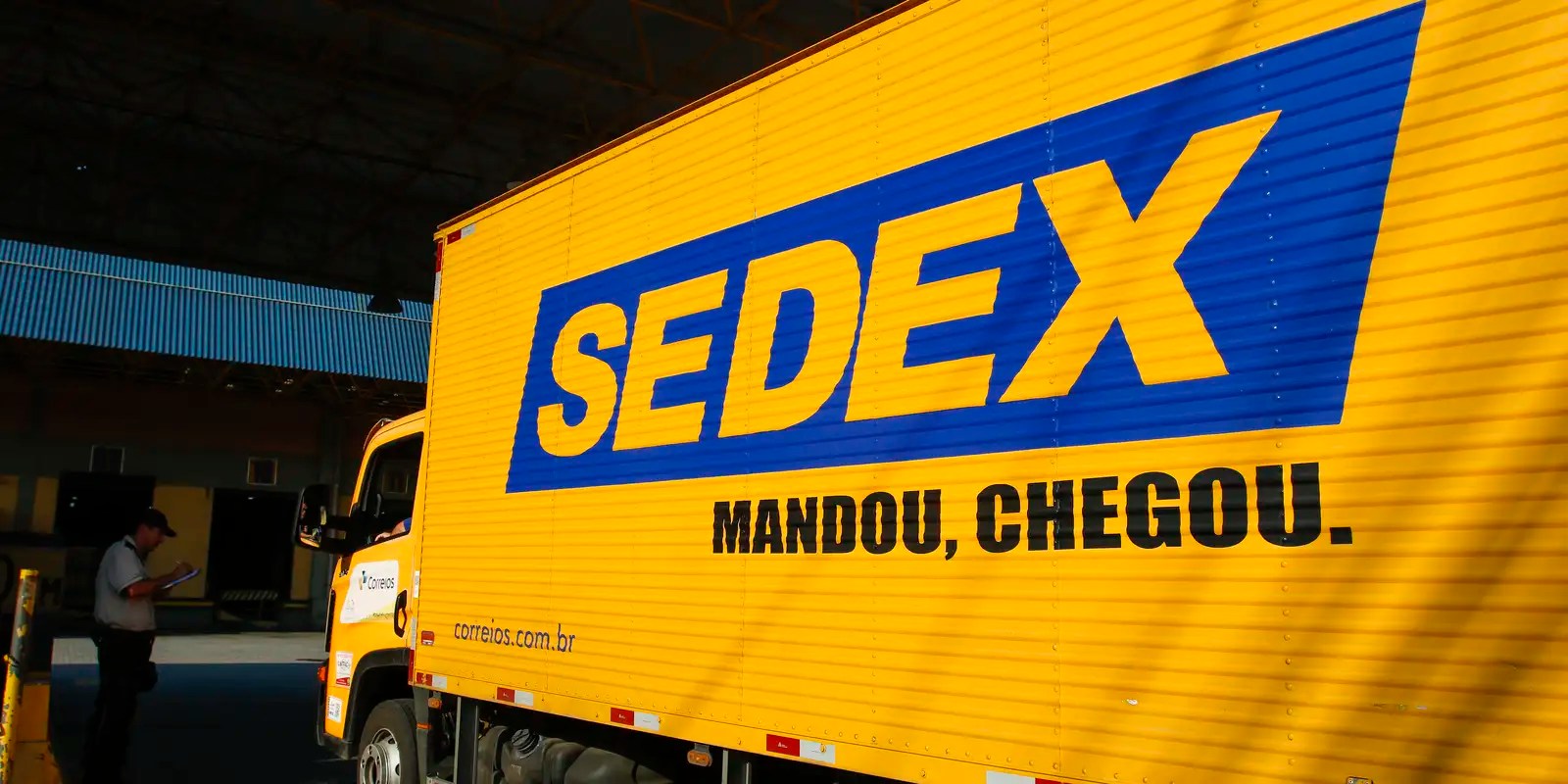 Correios recebem doações para vítimas das chuvas no Rio Grande do Sul