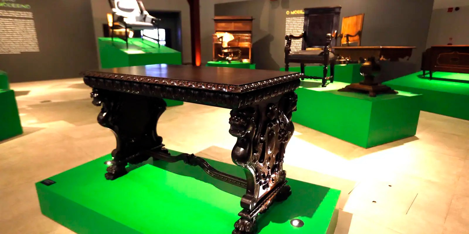 Liceu de Artes e Ofícios abre mostra que reflete o seu legado