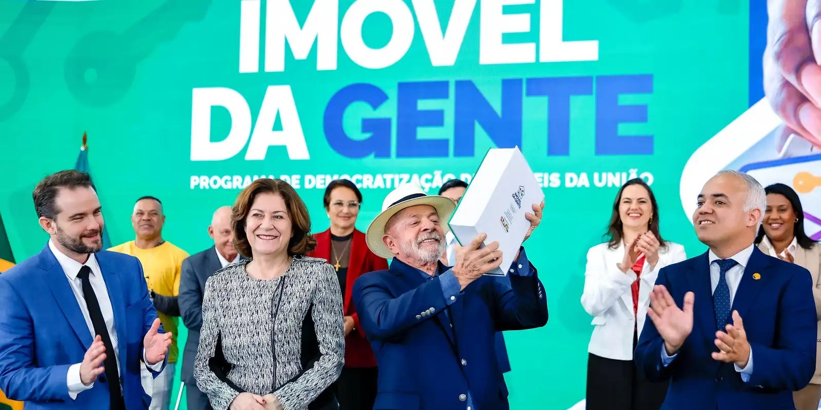Governo federal dá nova destinação a 1,9 mil imóveis abandonados