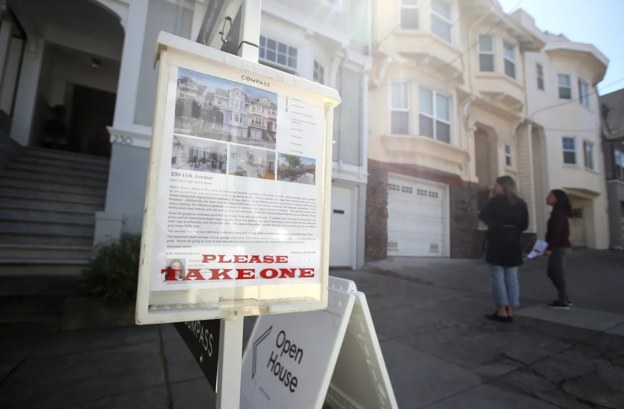 Mortgage rates tick lower to 6.36%. Here’s why the decrease probably won’t last.