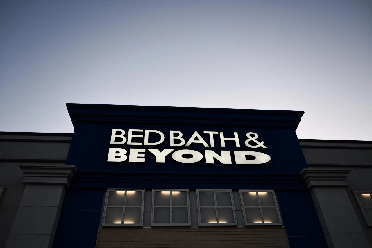 Bed Bath & Beyond connaît une nouvelle vie, alors que la rare croissance des ventes augmente le stock de plus de 25 %