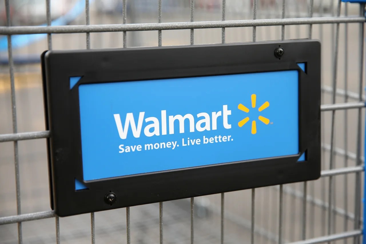 Walmart sales keep climbing, and it’s more than just the wealthy looking for bargains