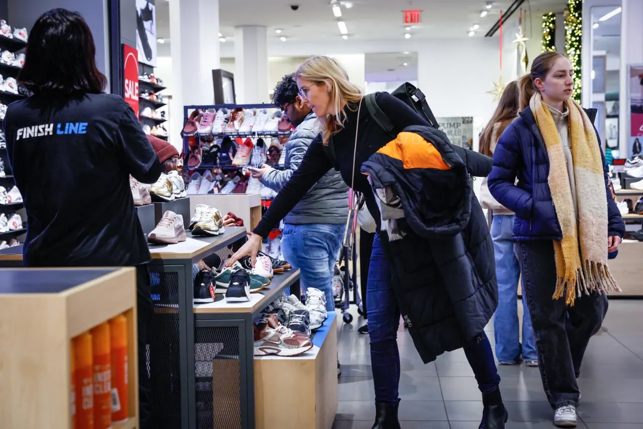 The holiday shopping season got off to a good start, retail sales show. The economy is still chugging along.