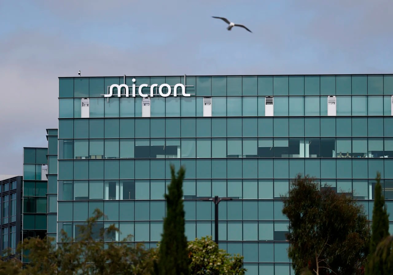 Micron and other memory stocks see outsized losses. What’s behind the big moves?