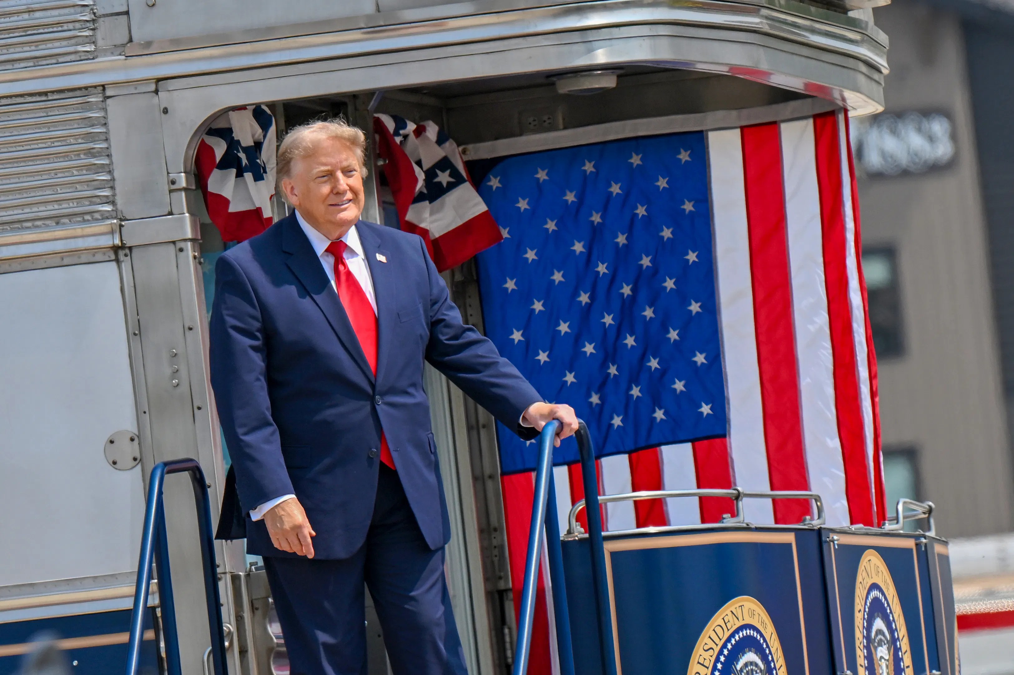 Trump Brags About How He Stole Protected Land for Roosevelt Library