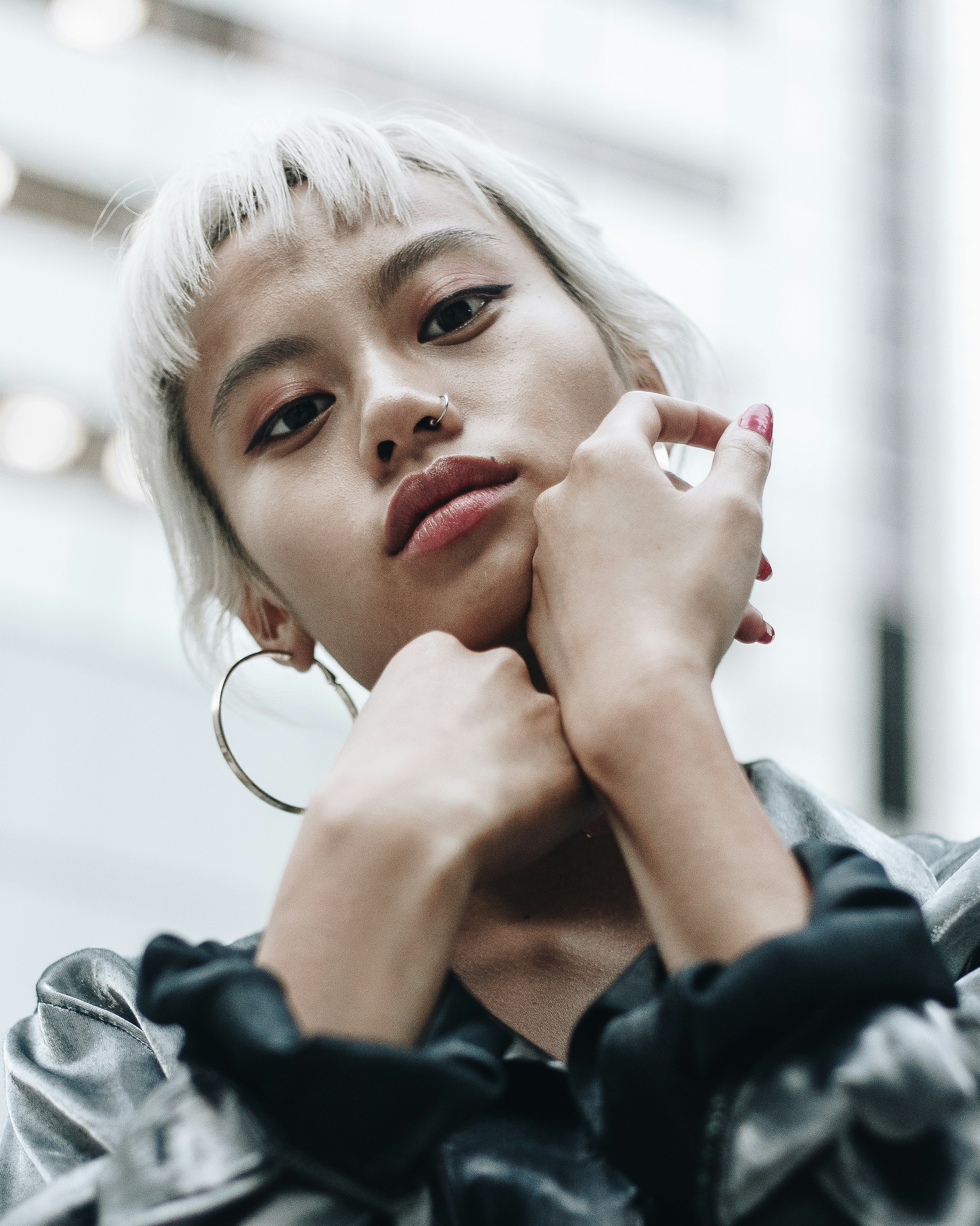 자신의 얼굴을 거울에 비쳐보는 꿈