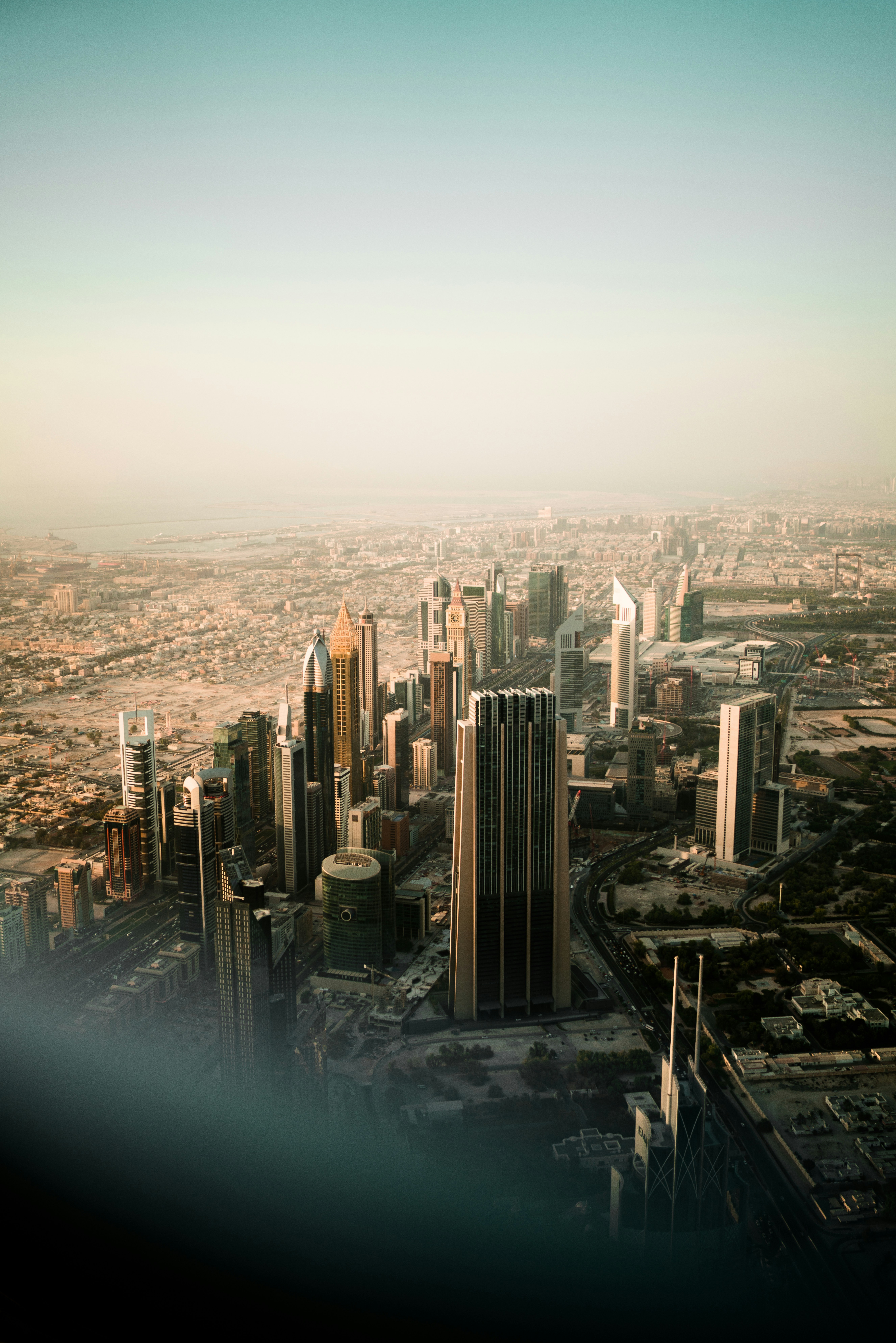 Hedging Strategies in Forex Trading: Protecting Your Investments in Dubai