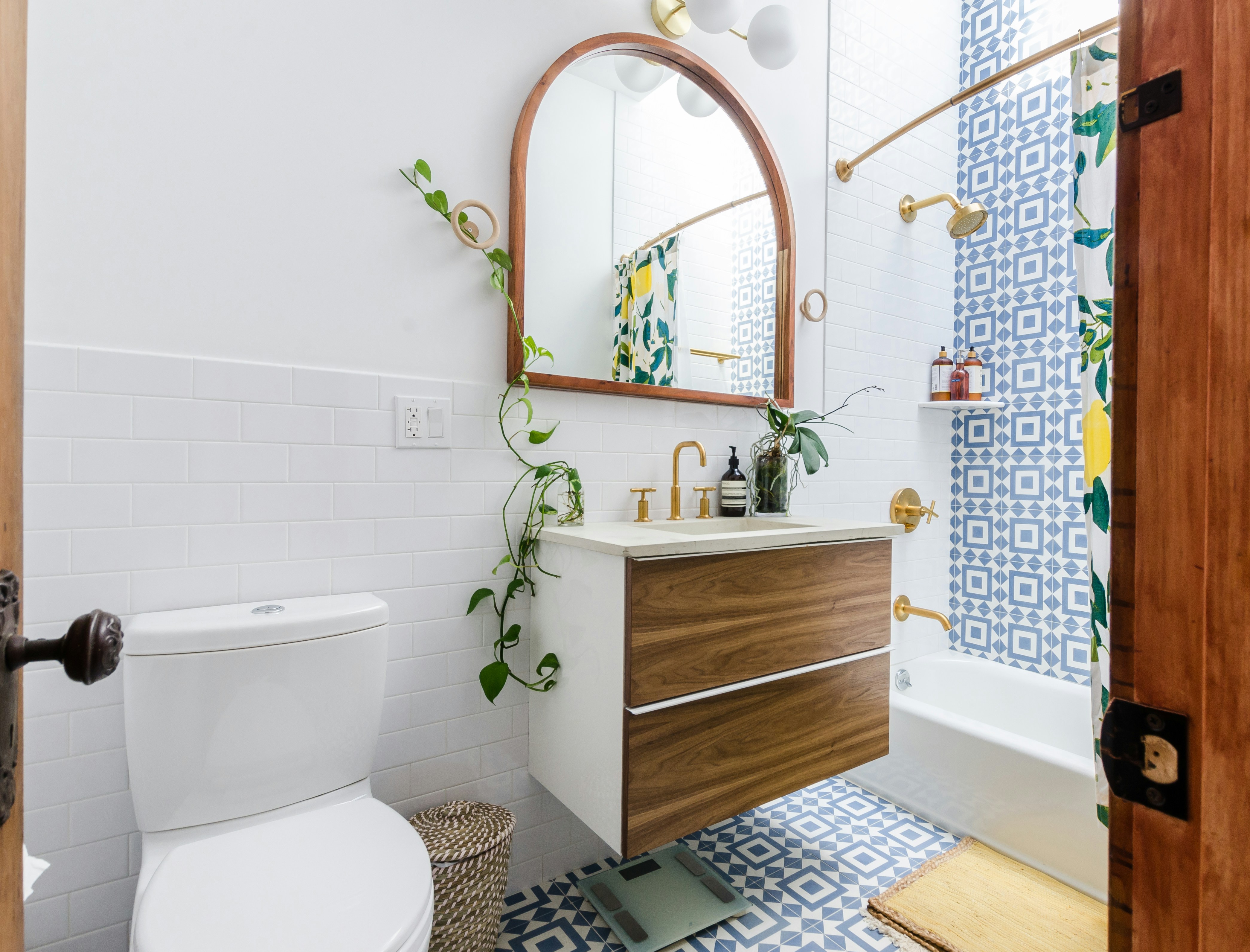 cheap bathroom makeover