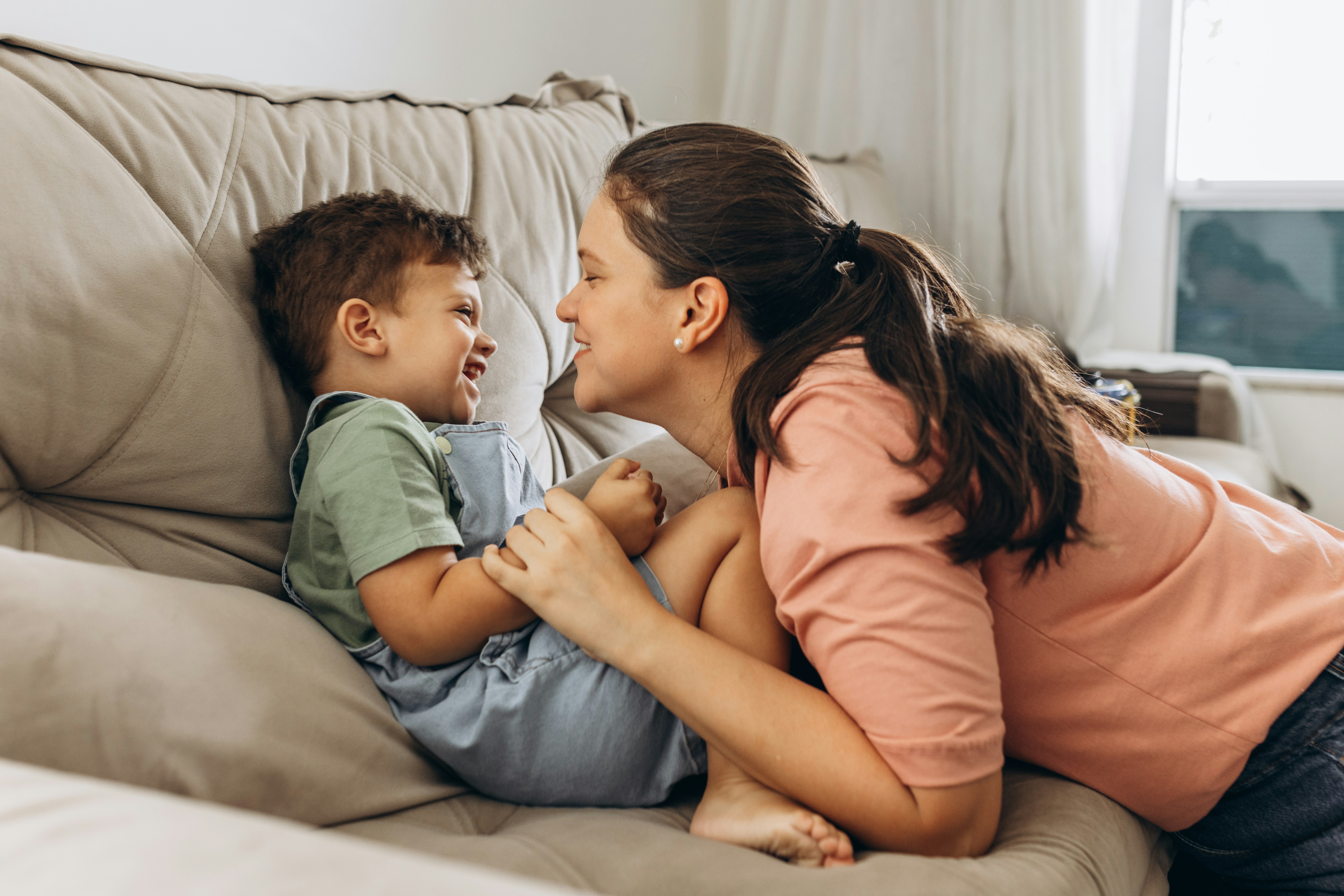 10 Ways to Create a Peaceful Home Environment for Mommy and Baby