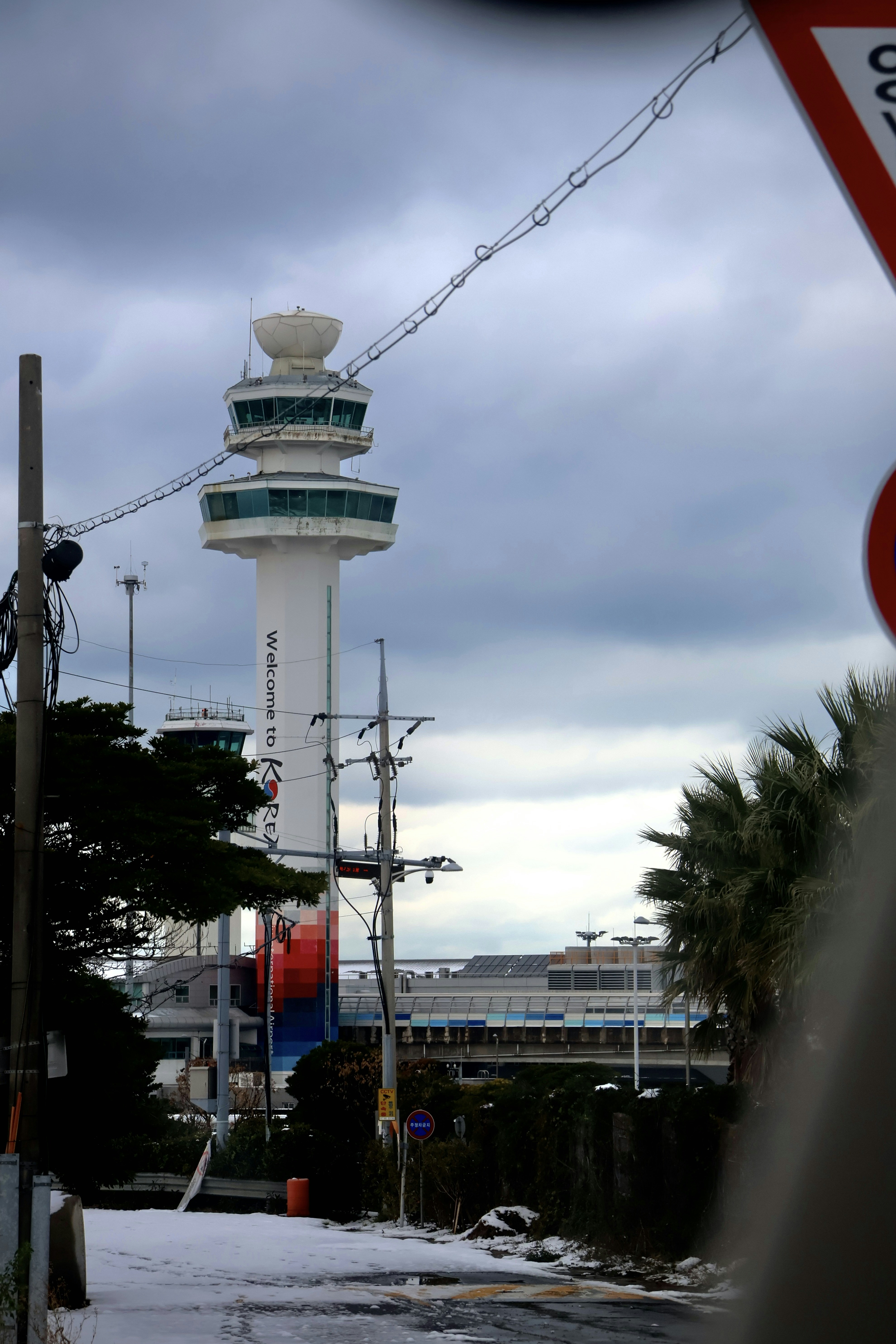 Air Controller Shortage Causes Delays in Orlando and Other Major Airports