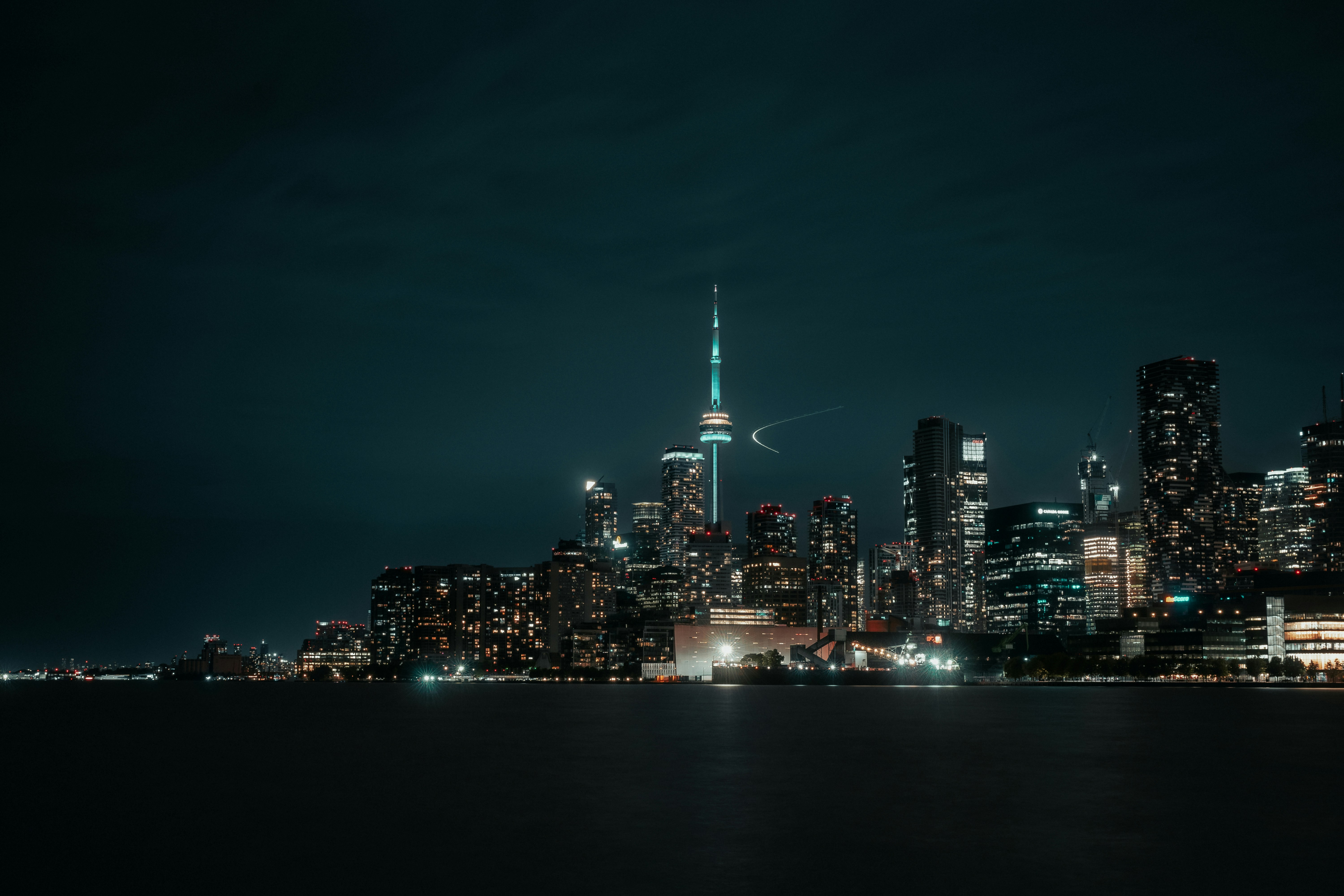 5-Day Toronto Itinerary: CN Tower & More