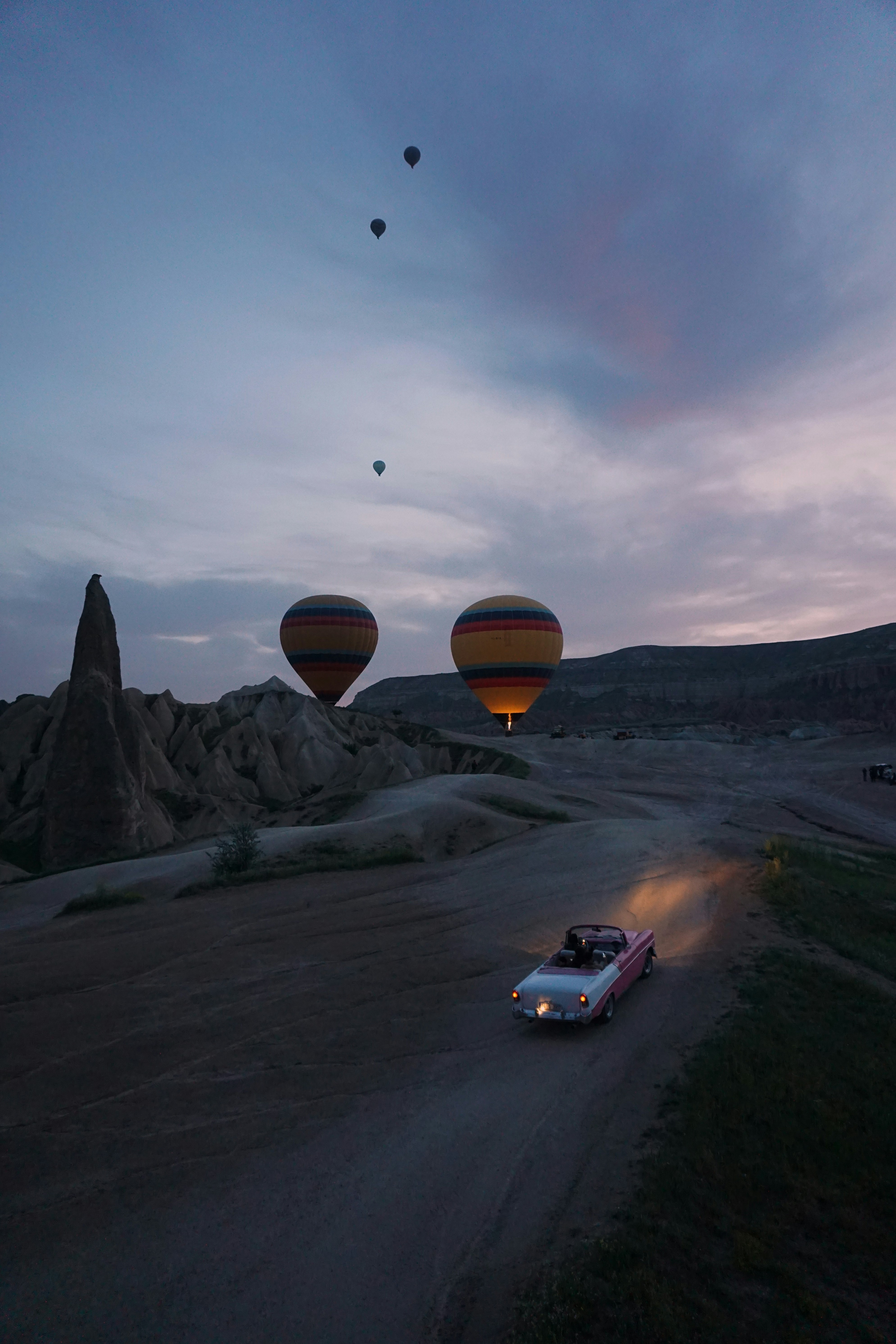 10 Best Photo Spots During Sunrise Balloon Flights in Cappadocia