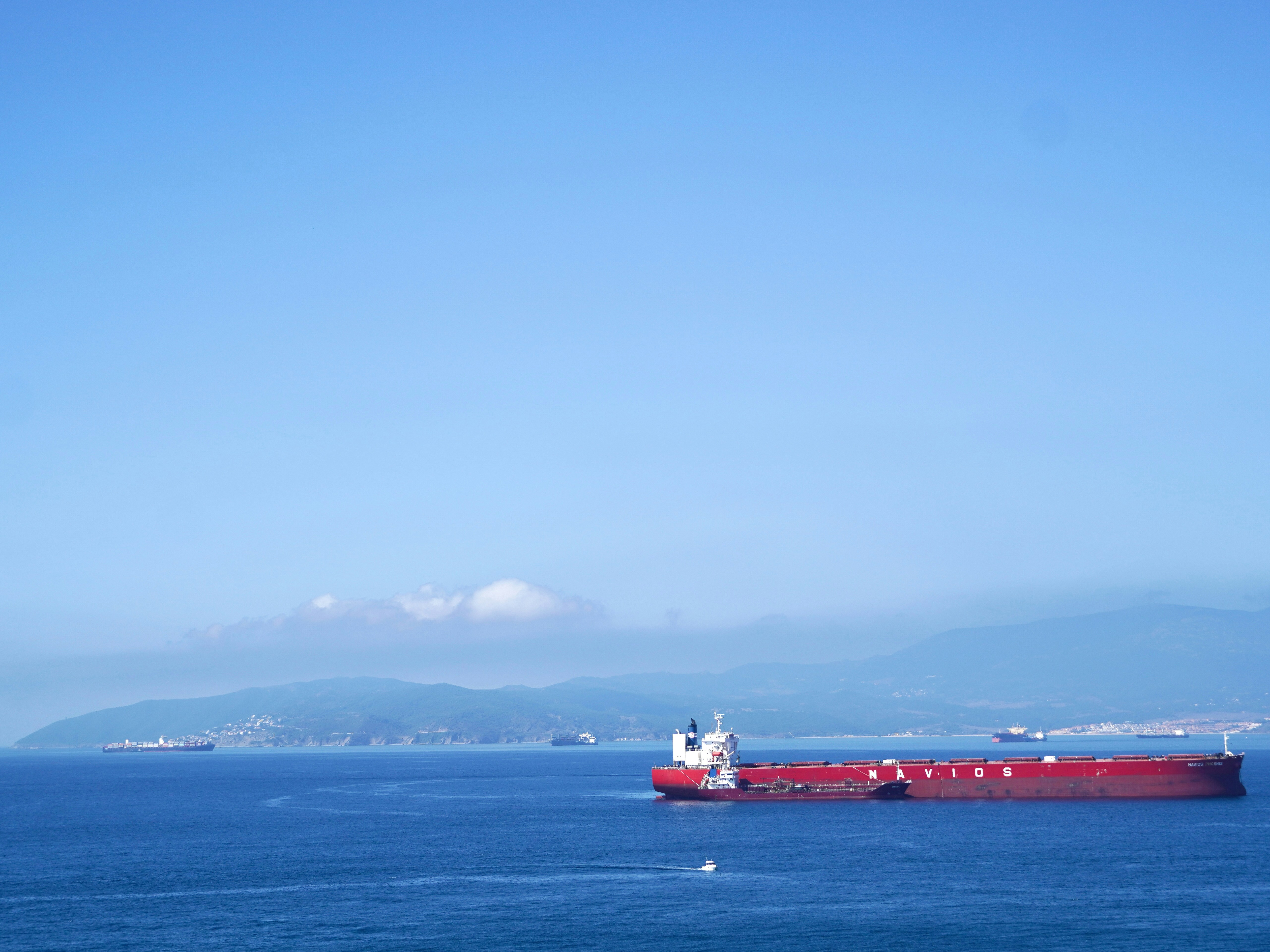 US Intercepts Sanctioned Tanker Carrying Russian, Iranian and Venezuelan Oil in Indian Ocean (Video)