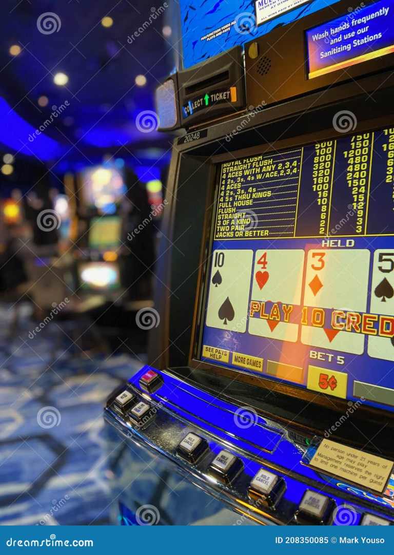 Bet69: Khám phá cách chơi poker hiệu quả cho người mới bắt đầu