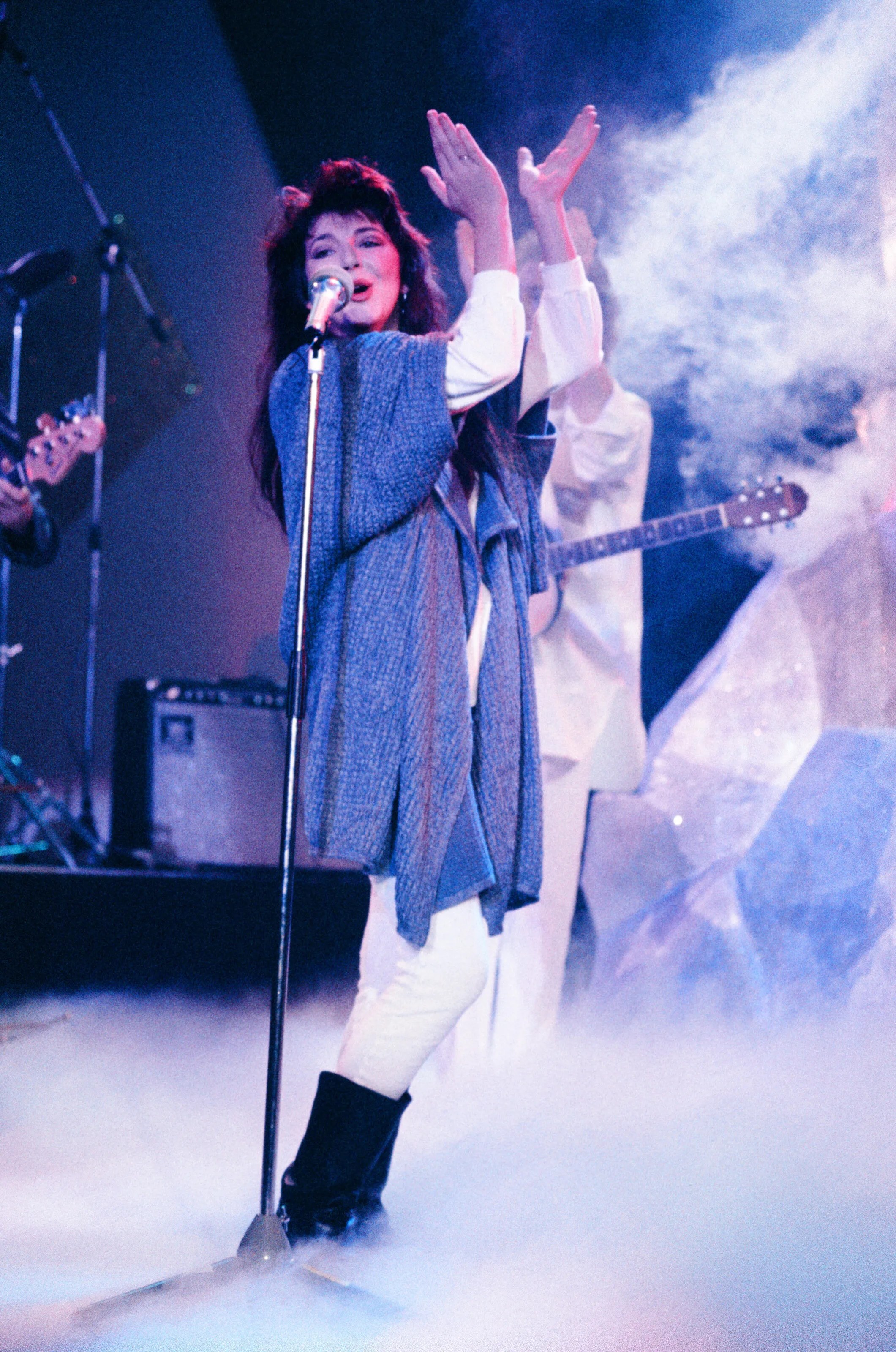 kate-bush-celebrates-in-rare-public-statement-as-she-ranks-first-in