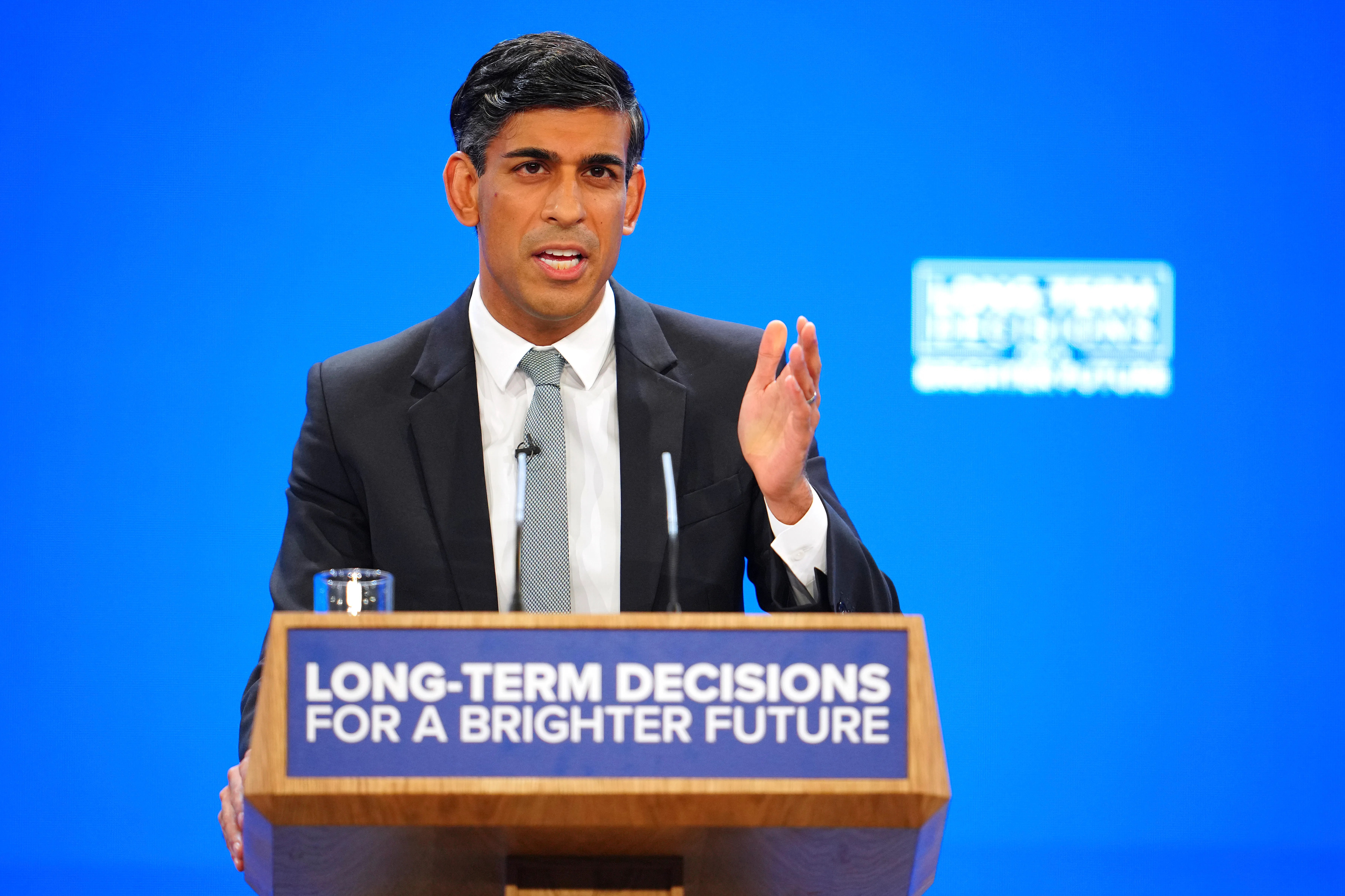 Tories Criticised For Hypocrisy On Smoking Ban