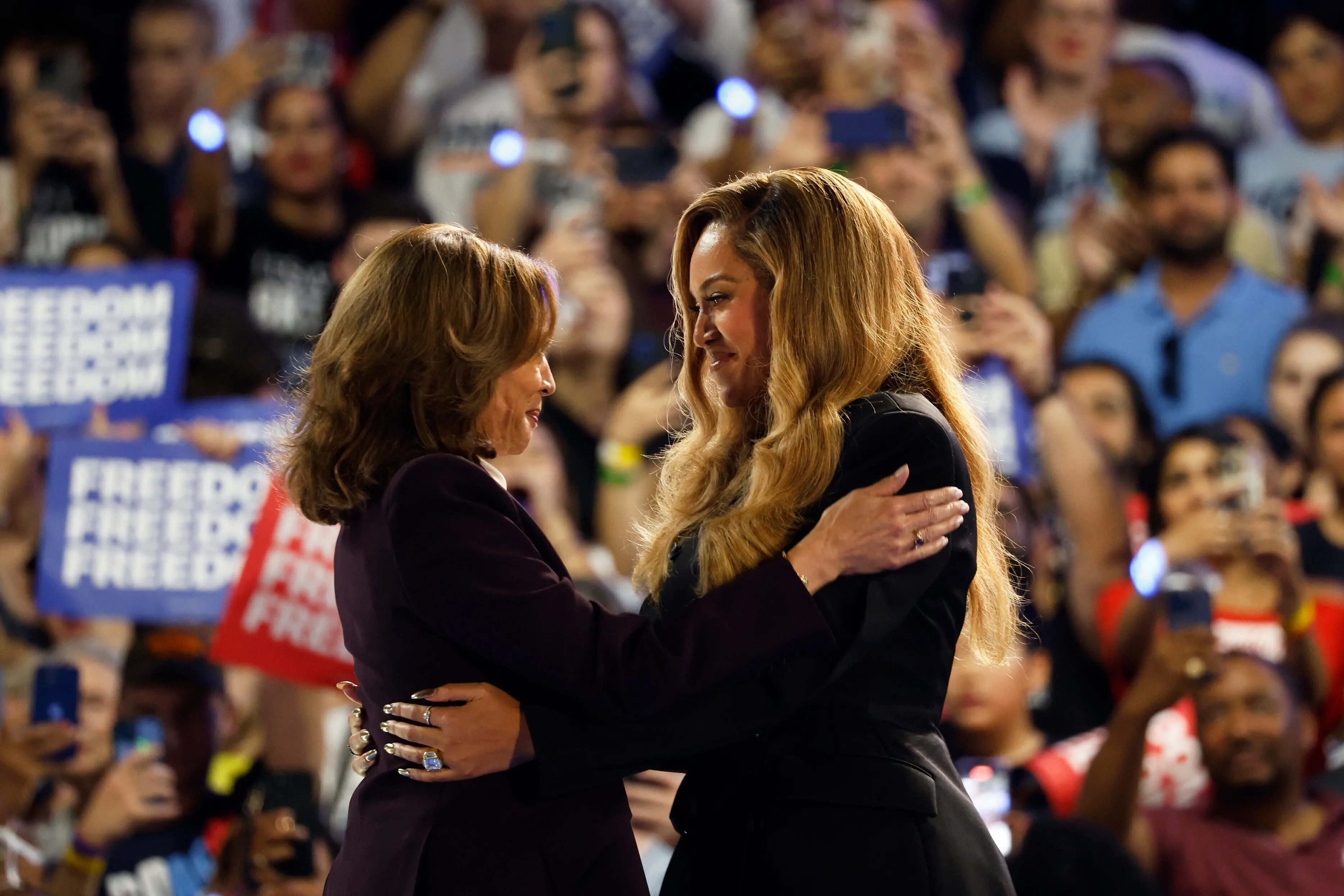 Beyoncé's Mum Sets The Record Straight Over 'Lies' About Singer's Appearance At Kamala Harris Rally