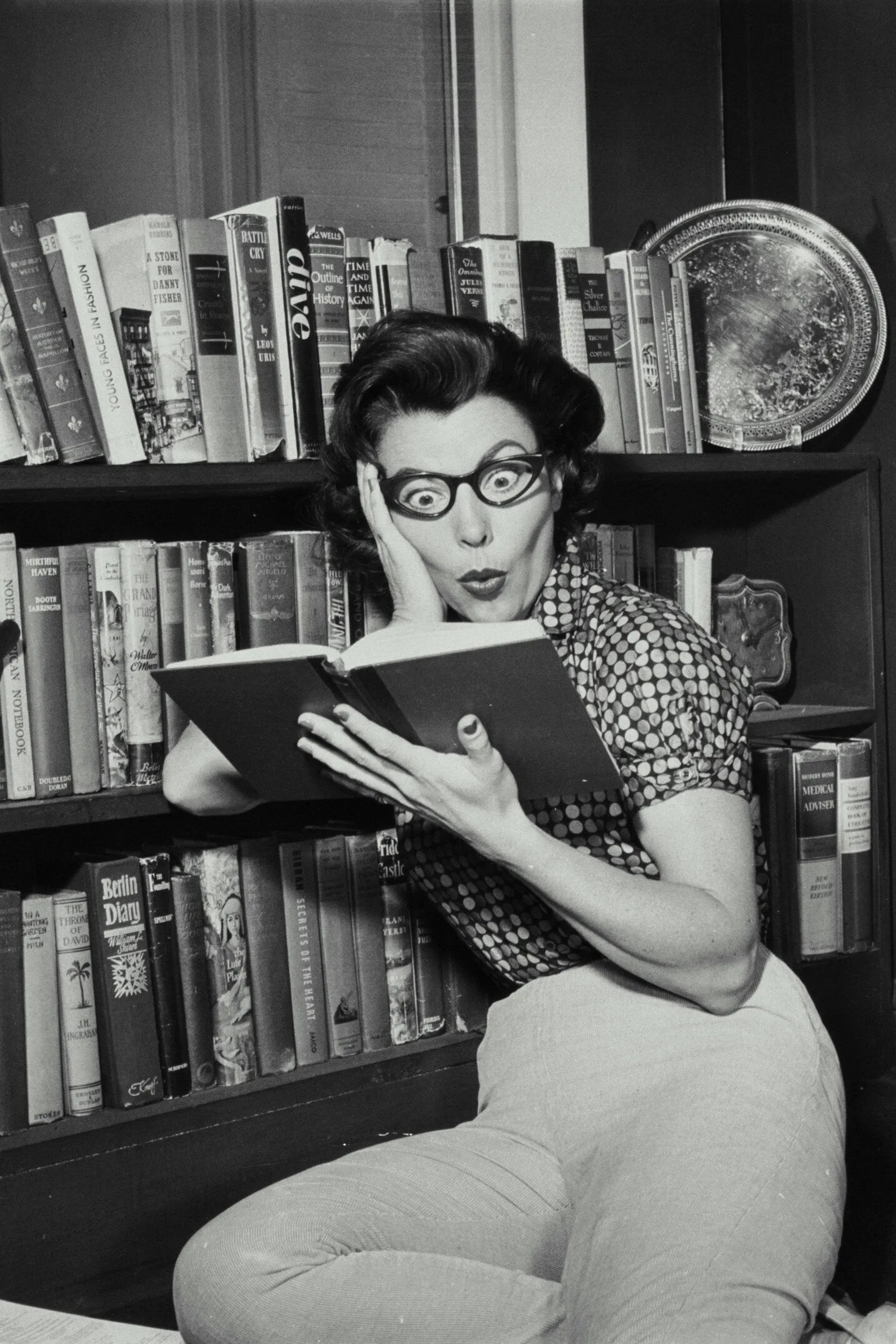 Want To Read More In 2025? These Tiny Habits Will Help.
